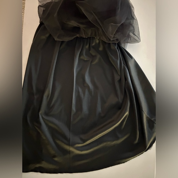 Black Tulle Midi Skirt with Elastic Band Woman’s Size Small Juniors Petites - Picture 4 of 5